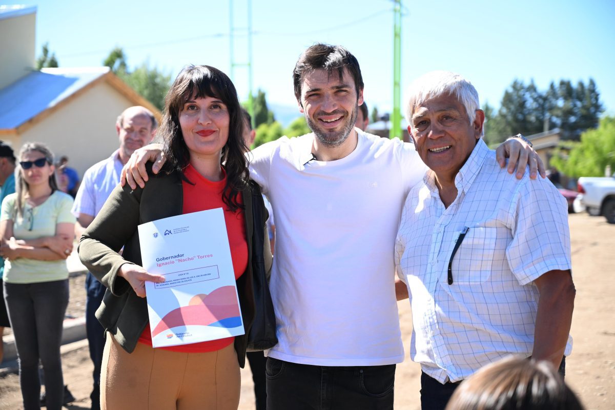 Un nuevo aniversario junto a los vecinos de El Maitén, ratificando el compromiso de trabajar codo a codo