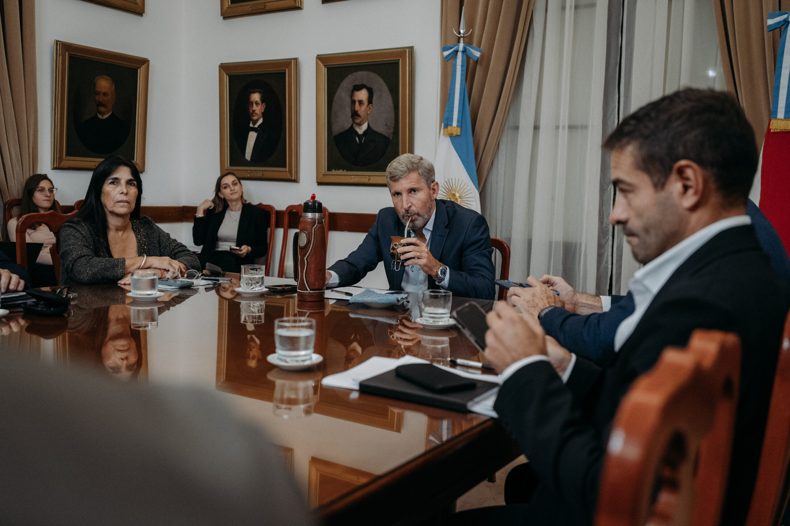 Frigerio: Salud Mental, vacunación y adicciones en la agenda de gabinete