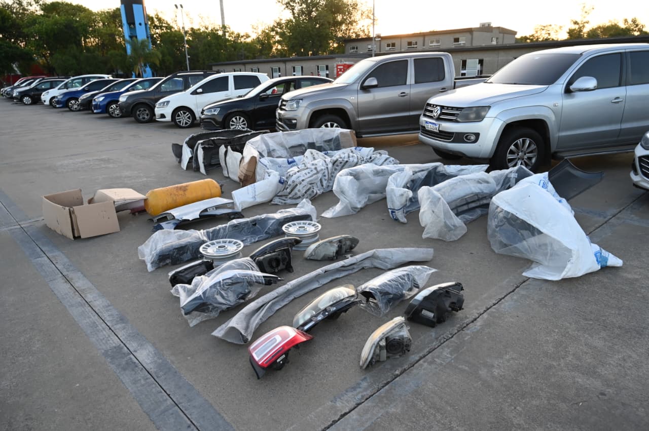 Megaoperativo de la Policía de la Ciudad: 14 detenidos y 42 vehículos secuestrados en 26 allanamientos